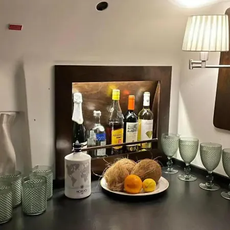 Centro Catamaranes Y Velero 船屋 *